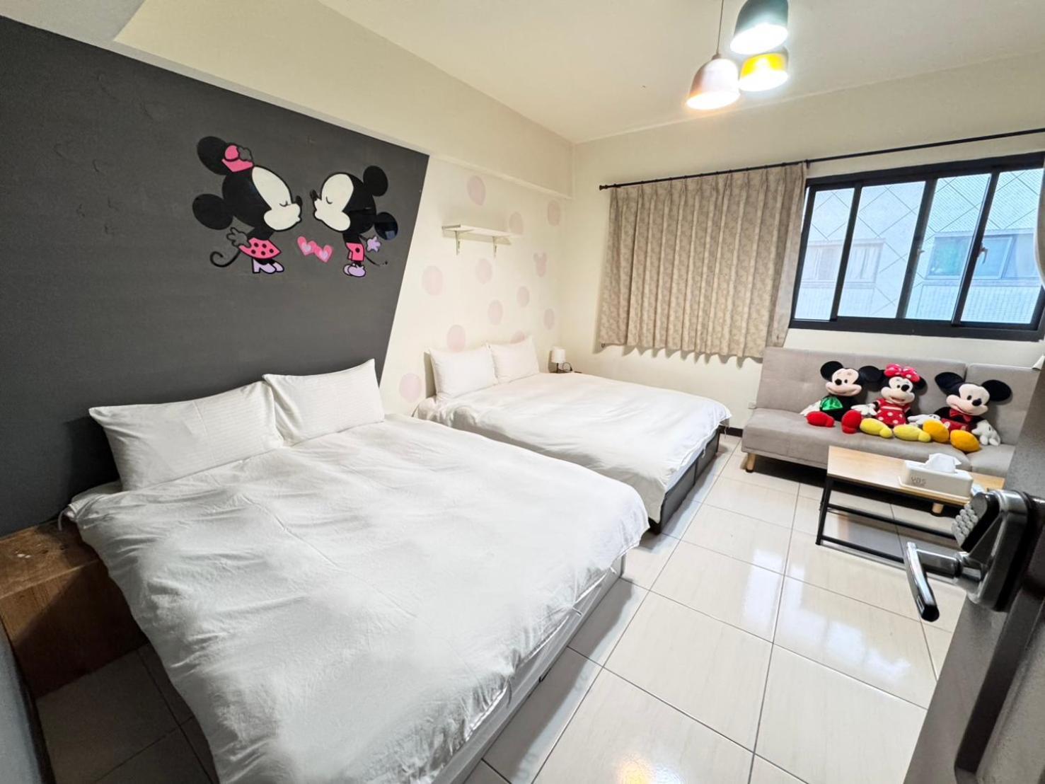 Yi Chung Disney Taichung Extérieur photo